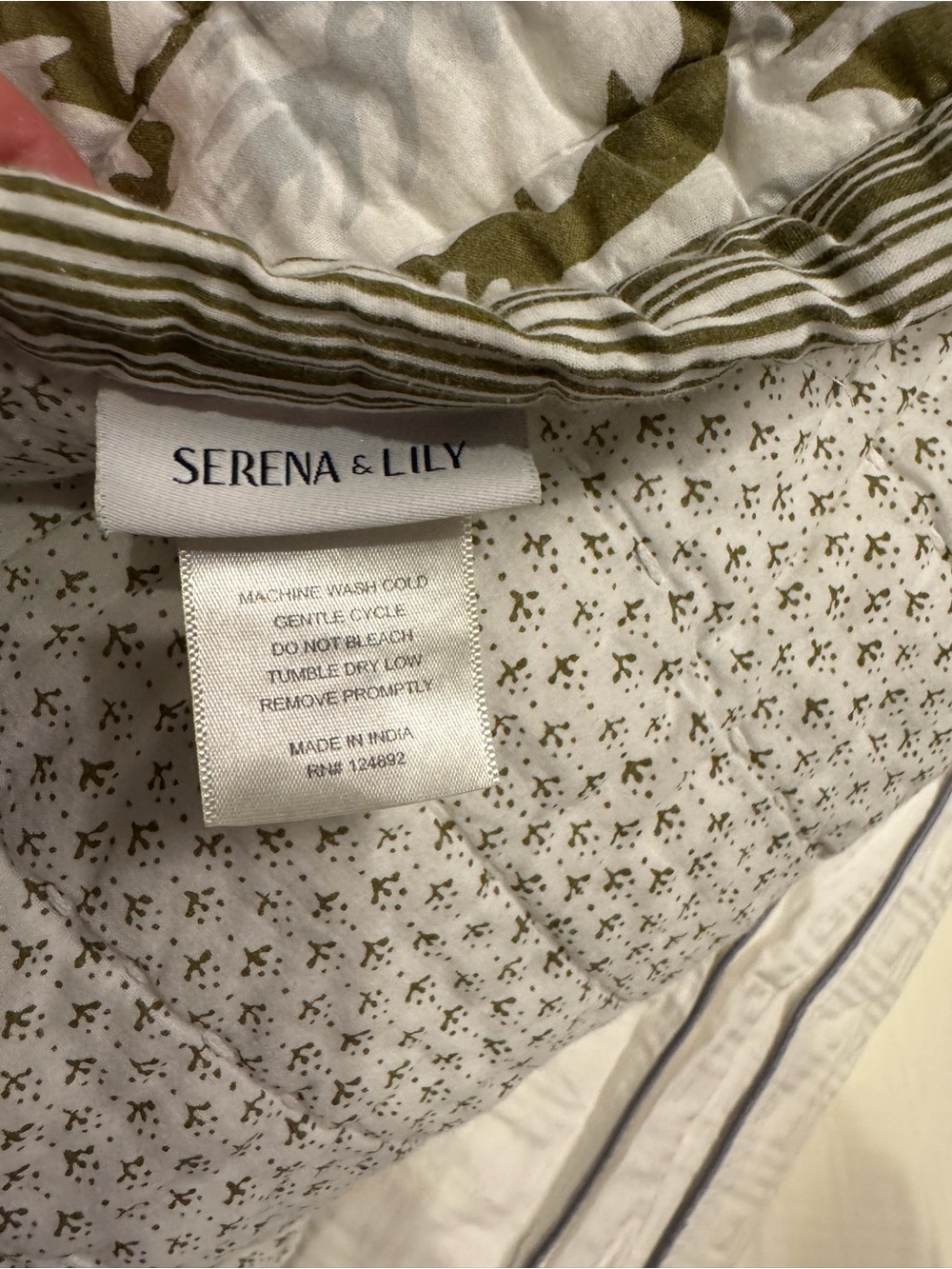 Serena & Lily Artichoke Quilt Green White Reversible – Never Used - Picture 4 of 4
